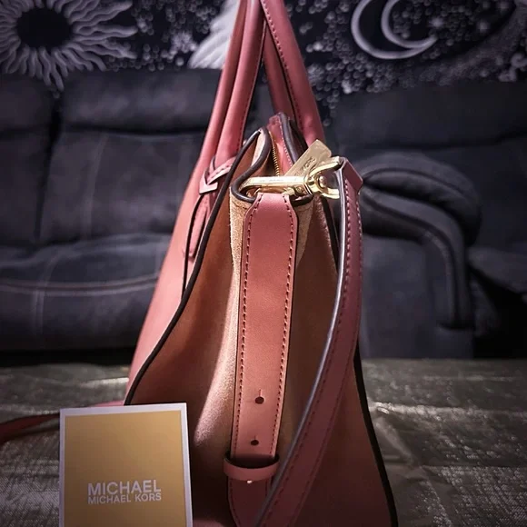 Michael Kors Pink Satchel with Gold Hardware and Top Handle with wallet combo - Picture 8 of 17